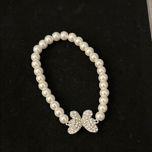 Elegant Pearl Bracelet with Butterfly Charm